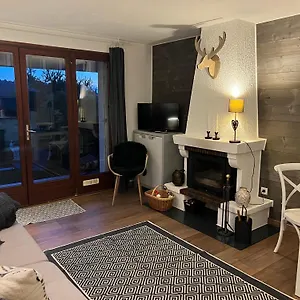 location-studio-avec-jardin-en-hameau-ii.fr-provencehotel.com/